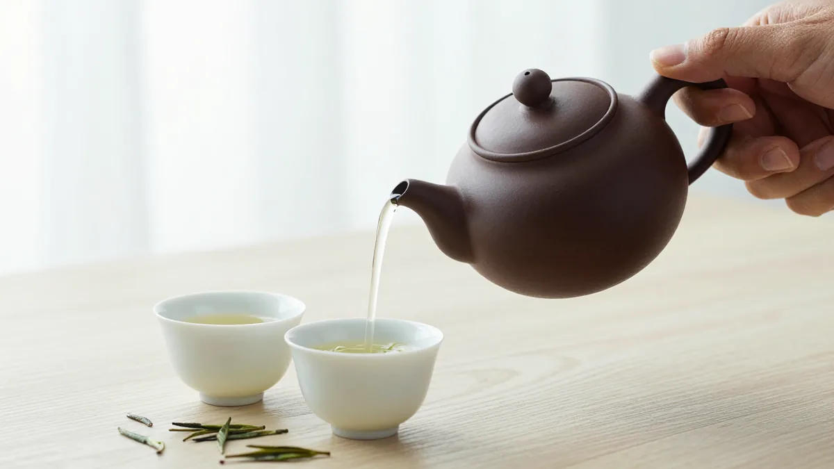 Why Green Tea Tastes Bitter: Temperature, Time and Water Fixes